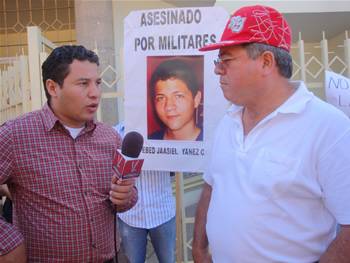 Padre de menor asesinado por militares demanda la destitución de Ramón Custodio