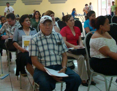 Salario diferenciado discrimina  a obreras de cinco departamentos de Honduras