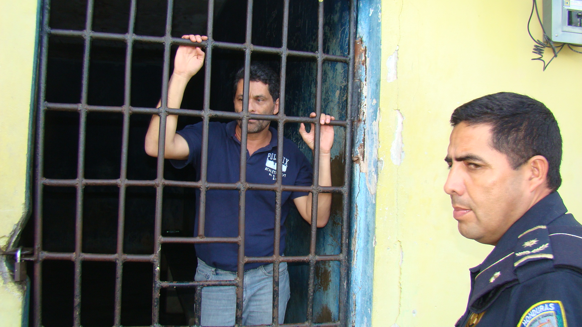 Magistrada de San Pedro Sula tuerce el brazo a la justicia para cometer arbitraria detención por mas de 8 horas contra defensor de derechos humanos.